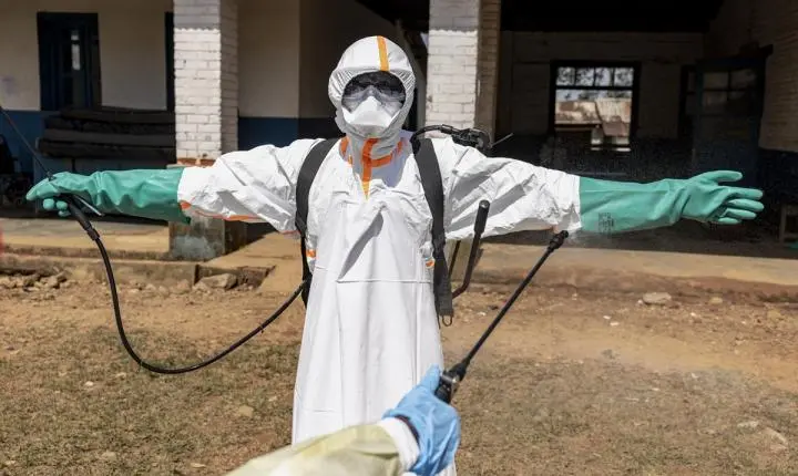 Pacientes com ebola fogem de hospital após ataque de multidão na República Democrática do Congo