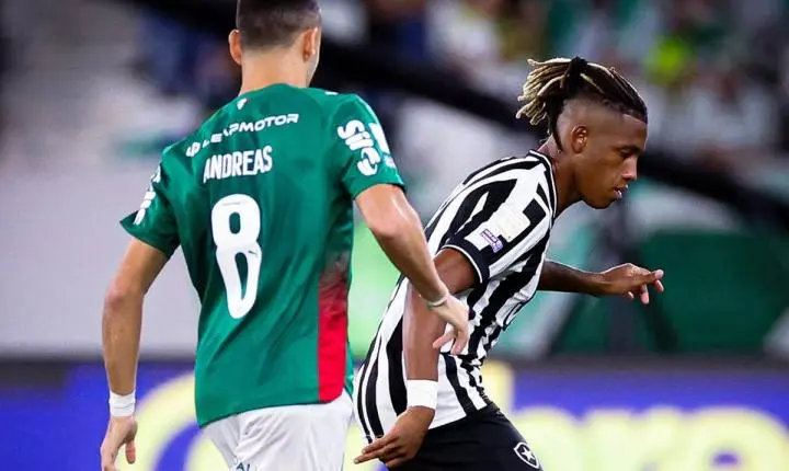 Palmeiras empata com Botafogo no Brasileirão e perde liderança