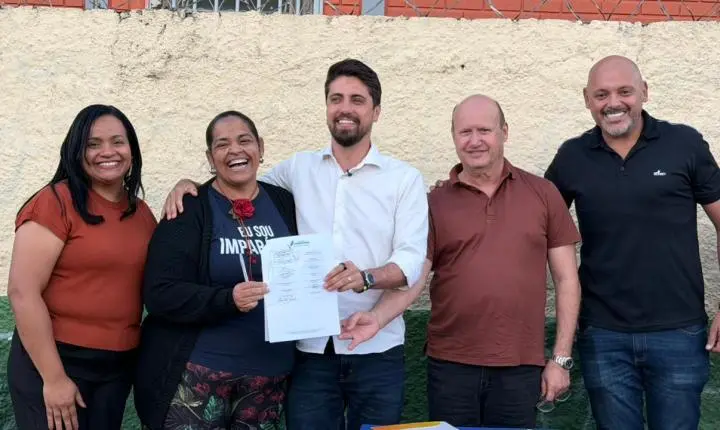 Ordem de serviço para a Arena Esportiva no Valparaíso II é assinada após articulação de Guilherme Gordão