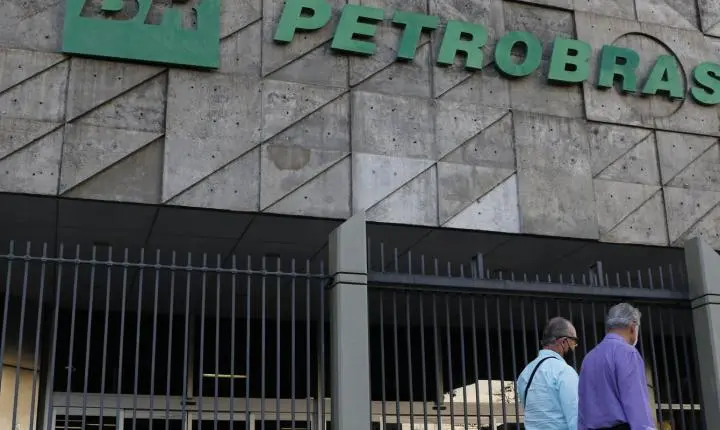 Petrobras alcança nova marca histórica na extração de petróleo e gás