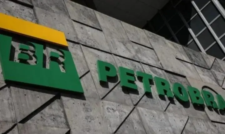 Petrobras reajusta querosene de aviação com alta de 11,76 por cento