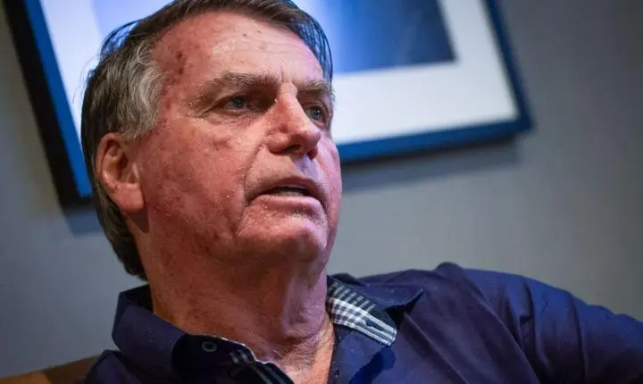 Polícia Federal apreende espingarda registrada em nome de Jair Bolsonaro no RS