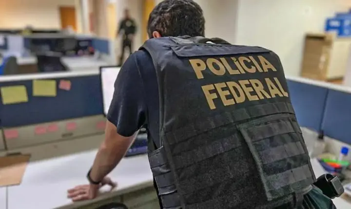Polícia Federal investiga crimes eleitorais e conduz 129 pessoas no país