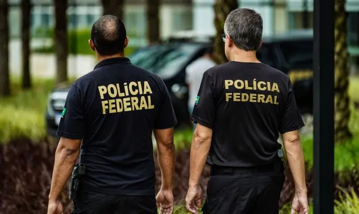 Polícia federal combate apologia ao nazismo no estado do rio de janeiro