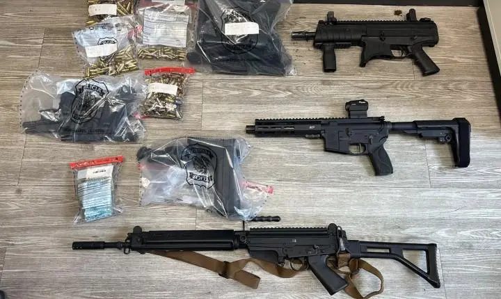 Operação Unha e Carne: Polícia Federal prende vereador do Rio com fuzis
