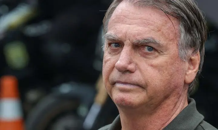 PGR defende manutenção da prisão domiciliar de Jair Bolsonaro após não indiciamento em caso de arma de fogo