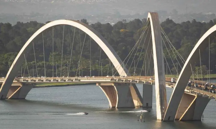 Reforma da Ponte JK sofre novo atraso e conclusão é adiada para dezembro
