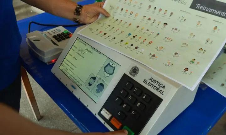 Prazo para emissão ou regularização do título de eleitor encerra nesta quarta-feira