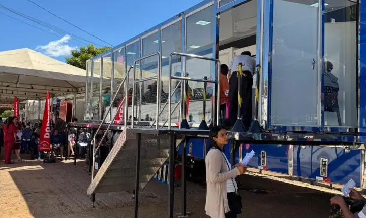 Prefeito Diego Sorgatto comemora a 30ª edição do programa Saúde na Sua Porta em Luziânia