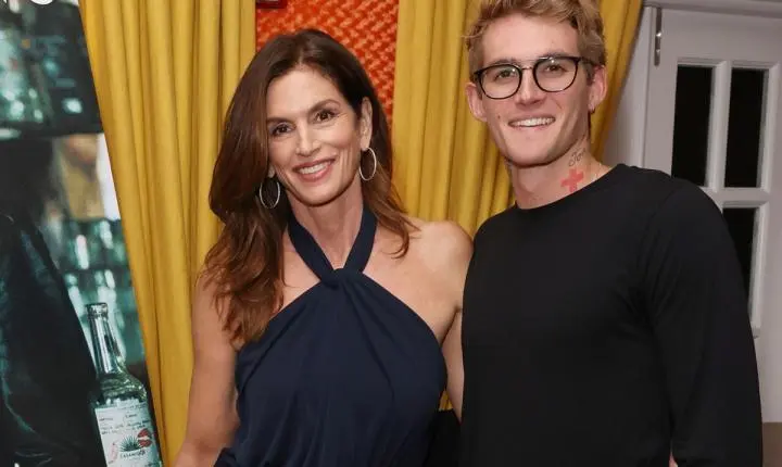 Presley Gerber, modelo e filho de Cindy Crawford, morre aos 27 anos nos EUA