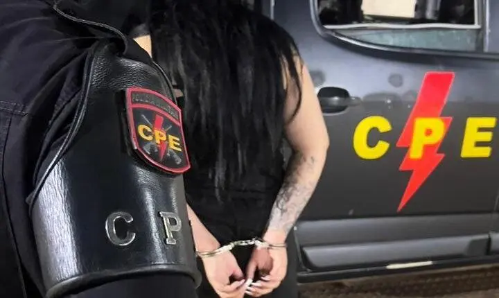 Mulher procurada por ligação com facção criminosa é detida em Águas Lindas