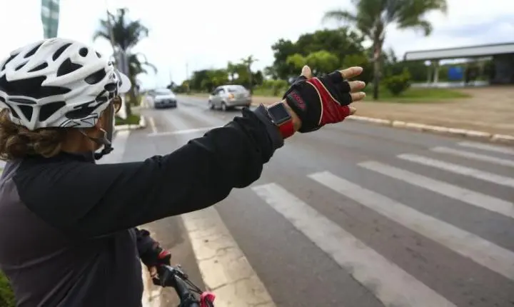 Projeto de lei aumenta pena para motorista que matar pedestre ou ciclista