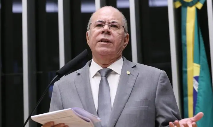 Projeto obriga comunicação de obras federais e estaduais às câmaras municipais