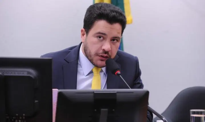 Projeto de lei propõe excluir BPC do cálculo do Bolsa Família para pessoas com deficiência