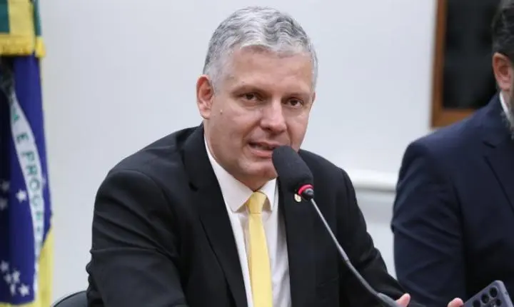 Projeto prevê isenção de Imposto de Renda para quem tem sequelas neurológicas