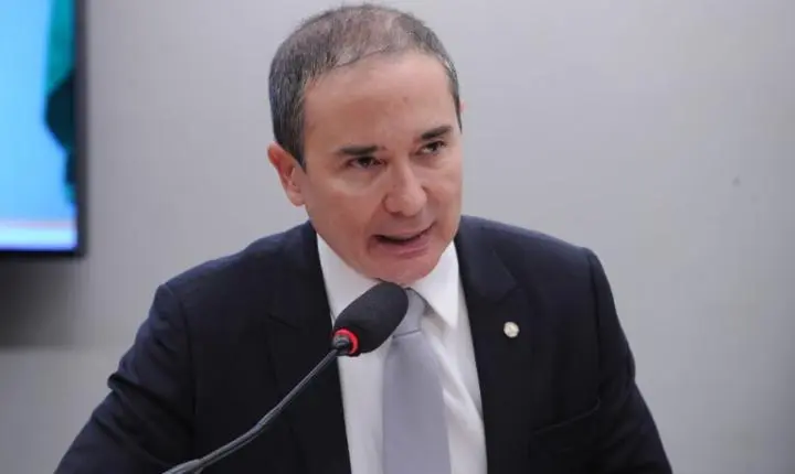 Projeto de lei quer proibir publicidade em planos pagos de streaming no Brasil