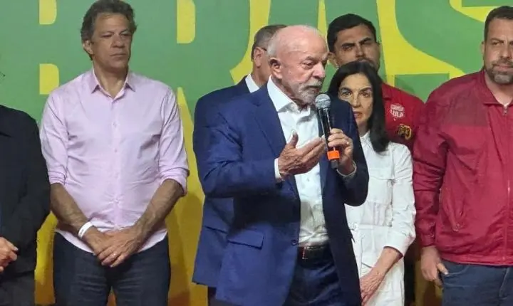 Lula lamenta derrota de Fernando Haddad e diz que o povo de São Paulo perdeu
