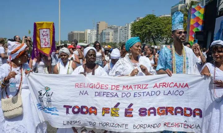 Estudo analisa intolerância religiosa e propostas raciais nas eleições