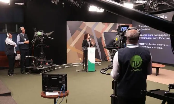 Rede legislativa faz cobertura eleitoral ao vivo para 130 milhões de brasileiros