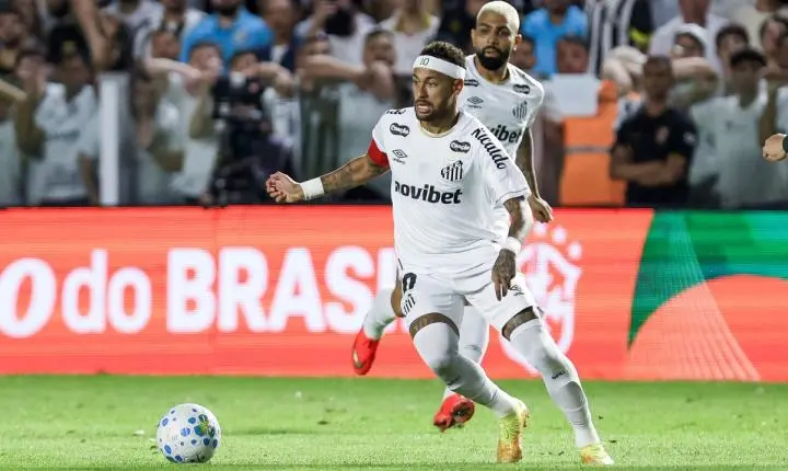 Quantos jogos o Santos perde sem Neymar após nova lesão muscular?