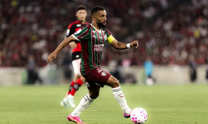 Samuel Xavier critica arbitragem após clássico entre Flamengo e Fluminense