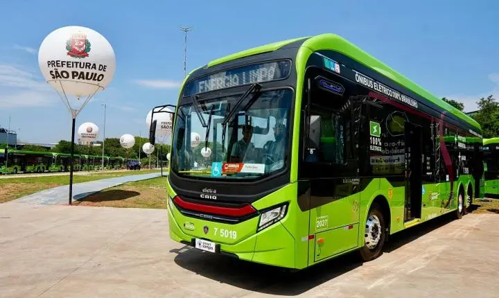 São Paulo atinge marco histórico com nova frota de ônibus elétricos