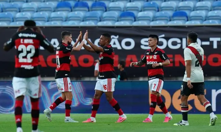 Seis clubes do Brasileirão entram em campo para amistosos nesta quarta-feira