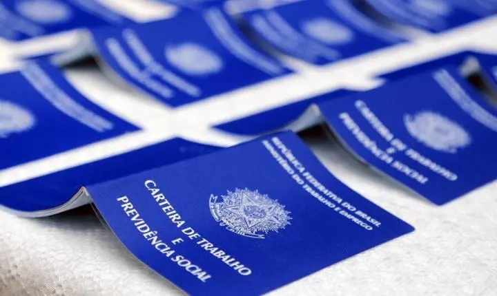 Agências do Trabalhador oferecem 1.498 vagas de emprego no DF nesta segunda