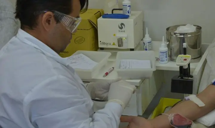 A doença falciforme vai muito além da anemia; entenda a condição genética e a importância do diagnóstico