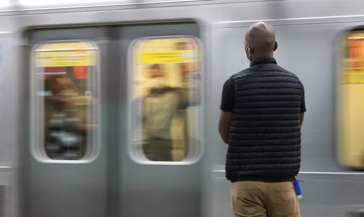 Greve na CPTM paralisa parcialmente linhas de trens em São Paulo nesta terça-feira