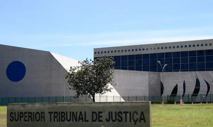 STJ investiga uso de 'prompts' para manipular processos judiciais