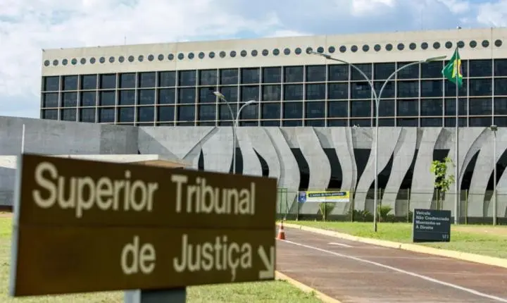 STJ nega união estável a casal com filho e noivado por entender namoro qualificado