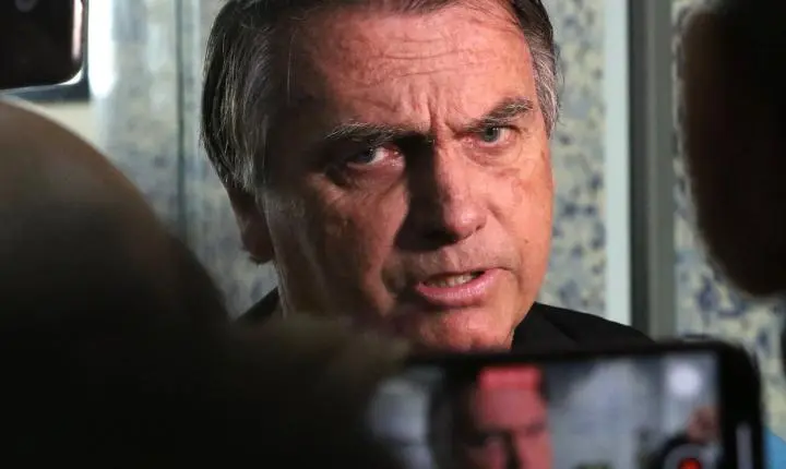 STM autoriza coleta de dados sobre a carreira militar de Bolsonaro