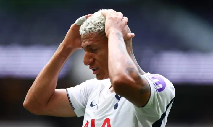 Richarlison é barrado por técnico do Tottenham até mesmo em jogos de copa