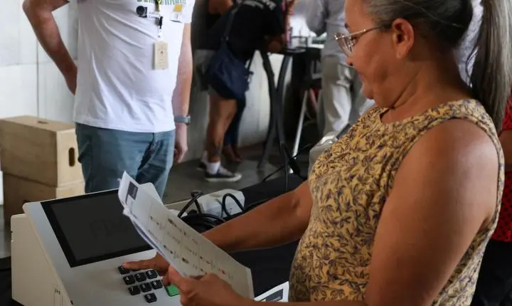 TRE-RJ distribui colas eleitorais para agilizar votação em 2026