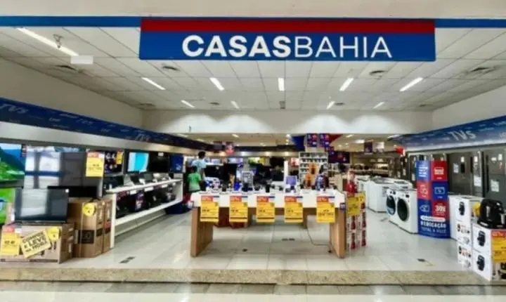 TRT-10 determina a suspensão das demissões na Casas Bahia após ação