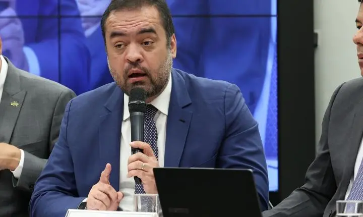 TSE confirma inelegibilidade de Claudio Castro e STF decidirá sobre eleições para governador