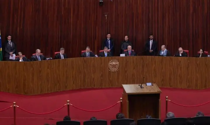 TSE forma maioria de 3 a 2 para manter remoção de posts sobre Nossa Senhora