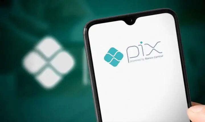 Instabilidade do Pix afeta bancos e gera milhares de queixas no país