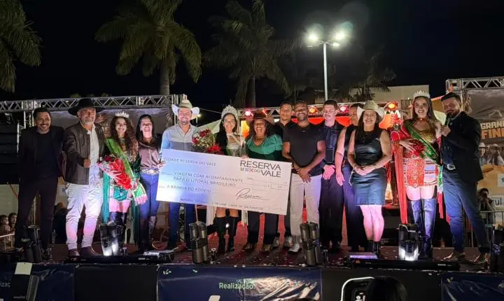 Valparaíso Rodeio Show 2026: Sabrina Marques é coroada Rainha em noite de celebração