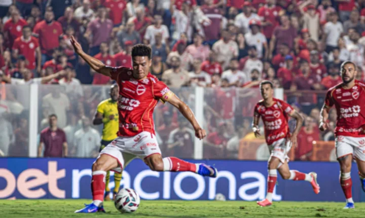 Vila Nova retoma liderança da Série B com virada sobre São Bernardo nos acréscimos