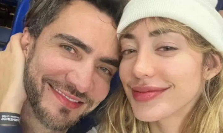 Cantora Nicole Louise sofre críticas na web após se afastar do próprio pai gay