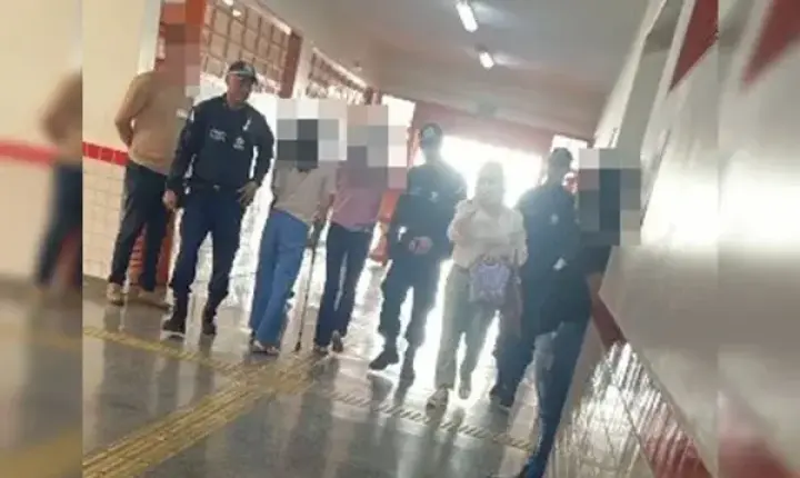 Mesária detida por suspeita de pedir votos durante eleições no Gama