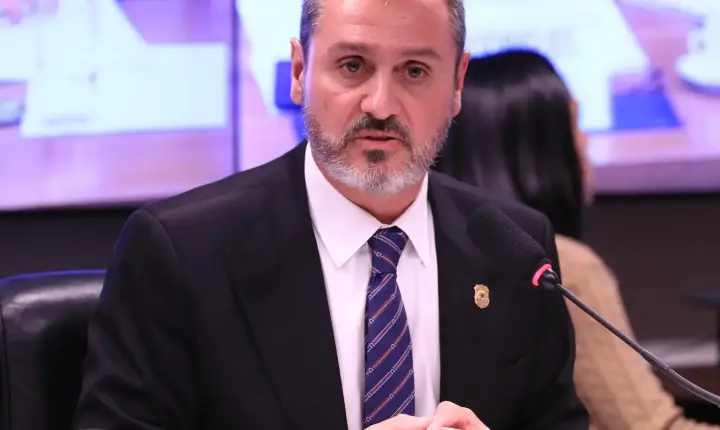 PGR é contrária ao afastamento do diretor-geral da Polícia Federal no STF