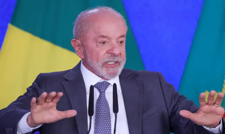 Lula defende alteração na maioridade penal para crimes hediondos no Jornal Nacional